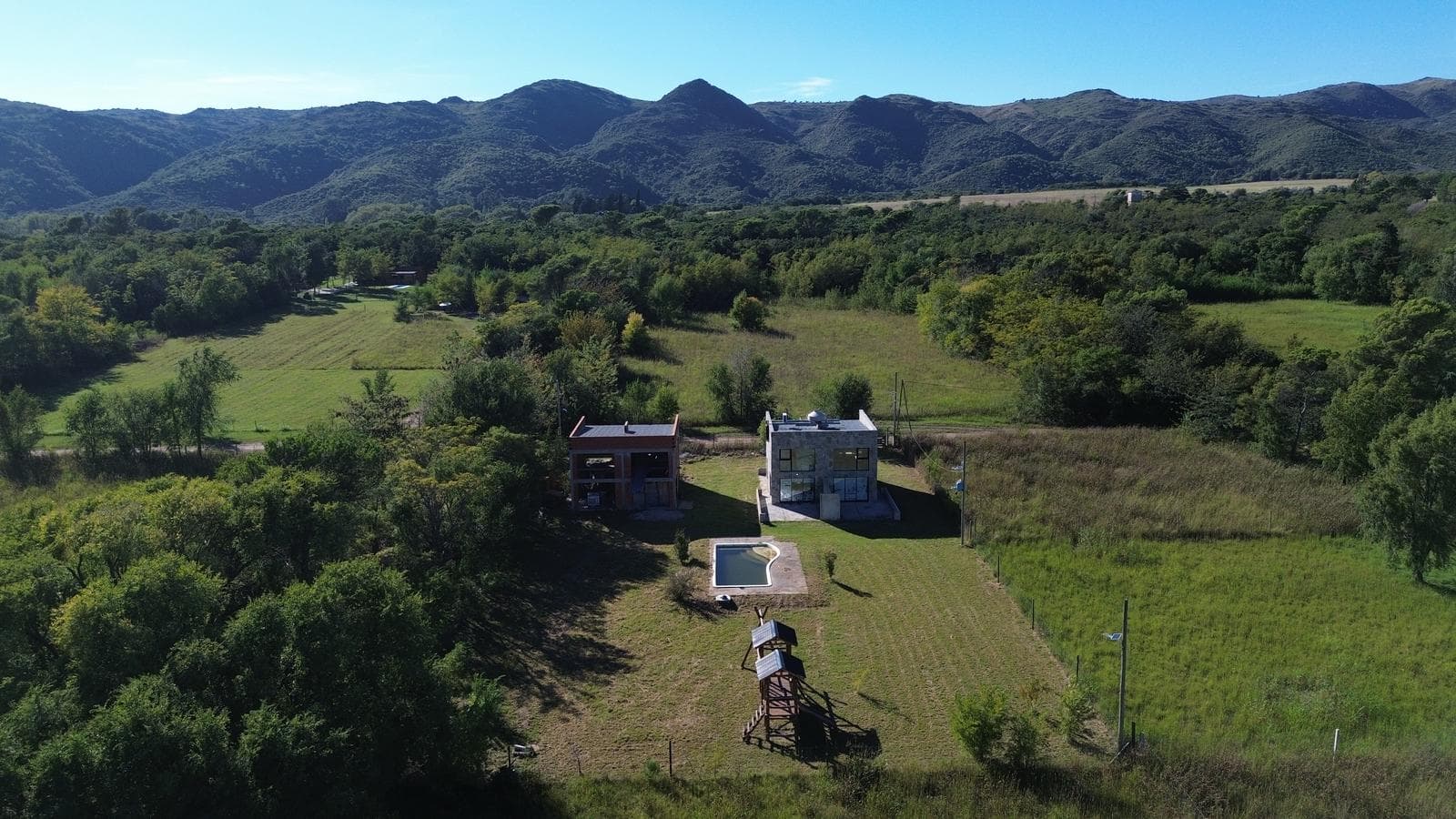 CUATRO DEPARTAMENTOS EN VENTA - 1