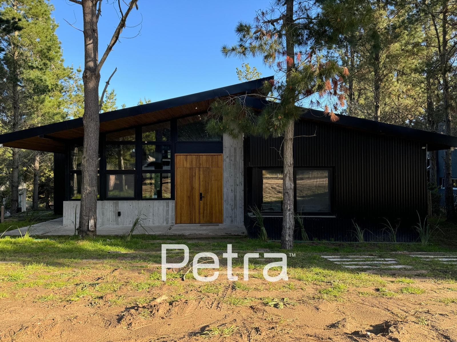 Casa en Venta en Costa Esmeralda - 1