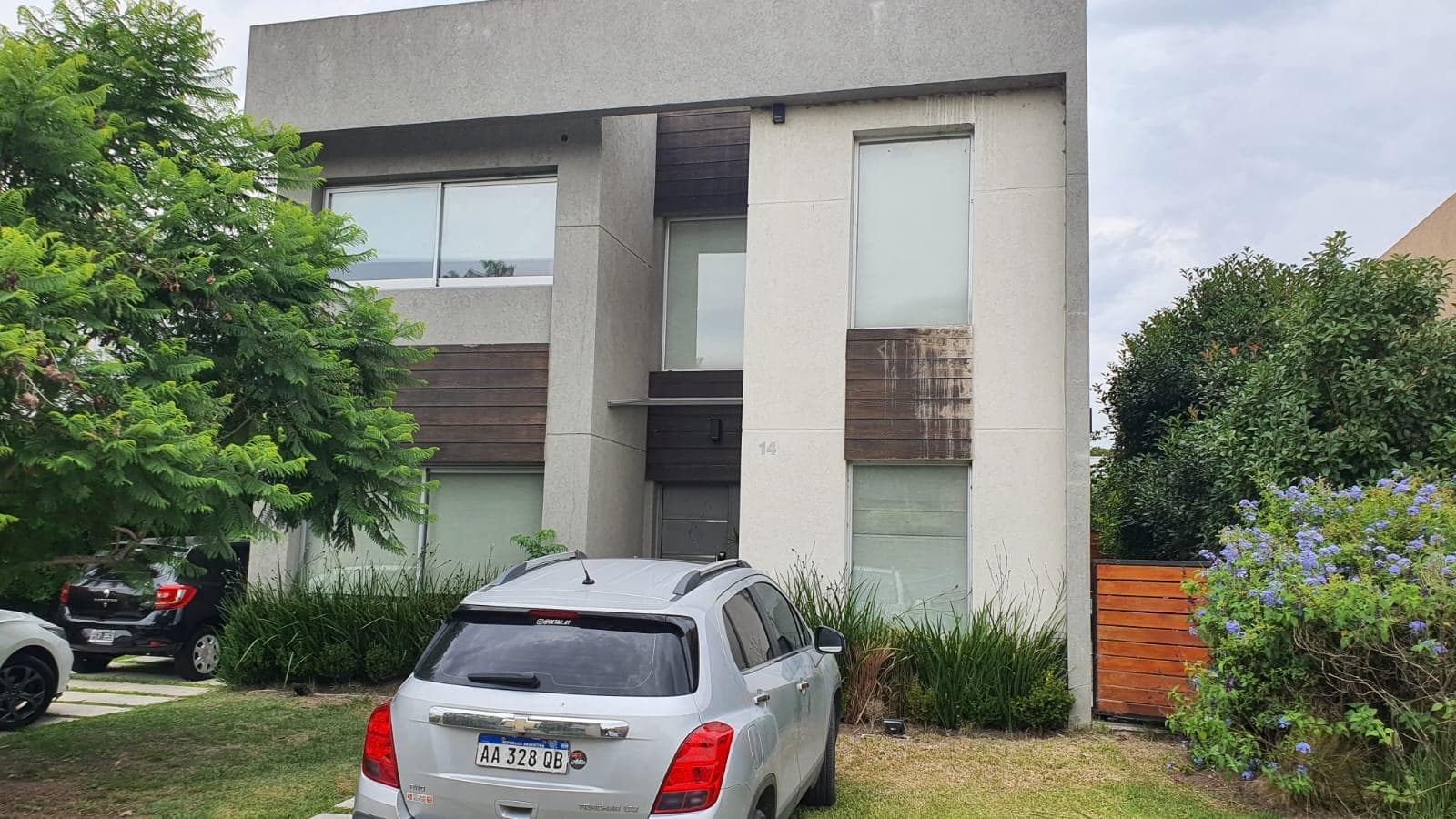 Venta Casa de 5 Ambientes c/ Pileta - Barrio Privado Las Acacias - Hudson - 1