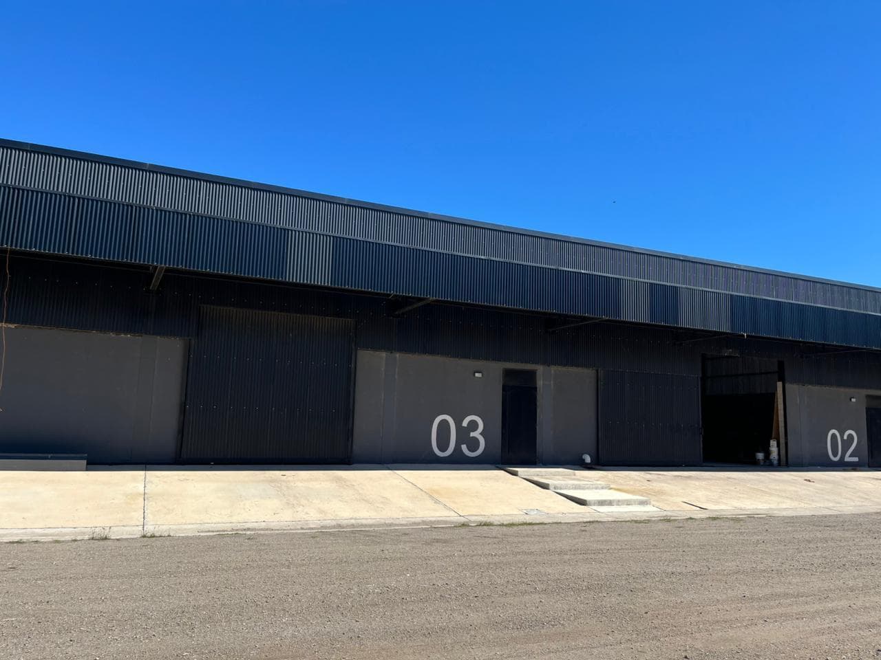 ALQUILER - GALPON 300 m2 - WAREHOUSE - INAUDI ZONA SUR - 1