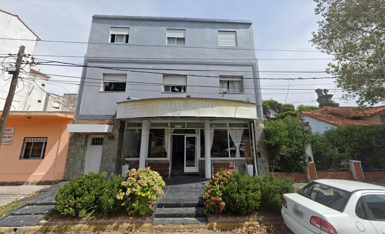 Hotel en Venta en Santa Teresita - Inversionista - Fondo de Comercio con propiedad - 1