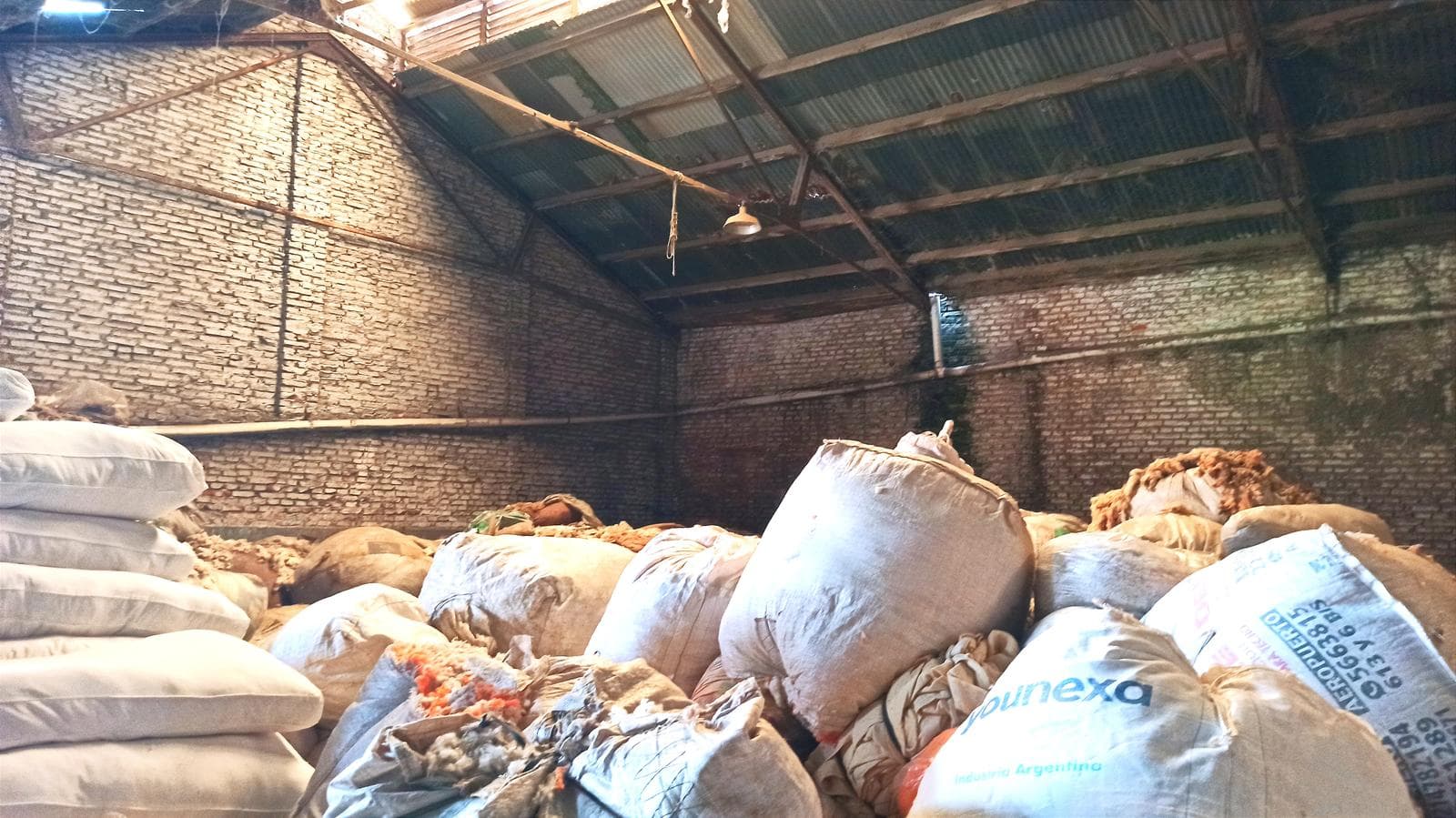 Galpón con Oficinas 384m2 Piso Hormigón Excelente Ubicación, Avellaneda. - 1