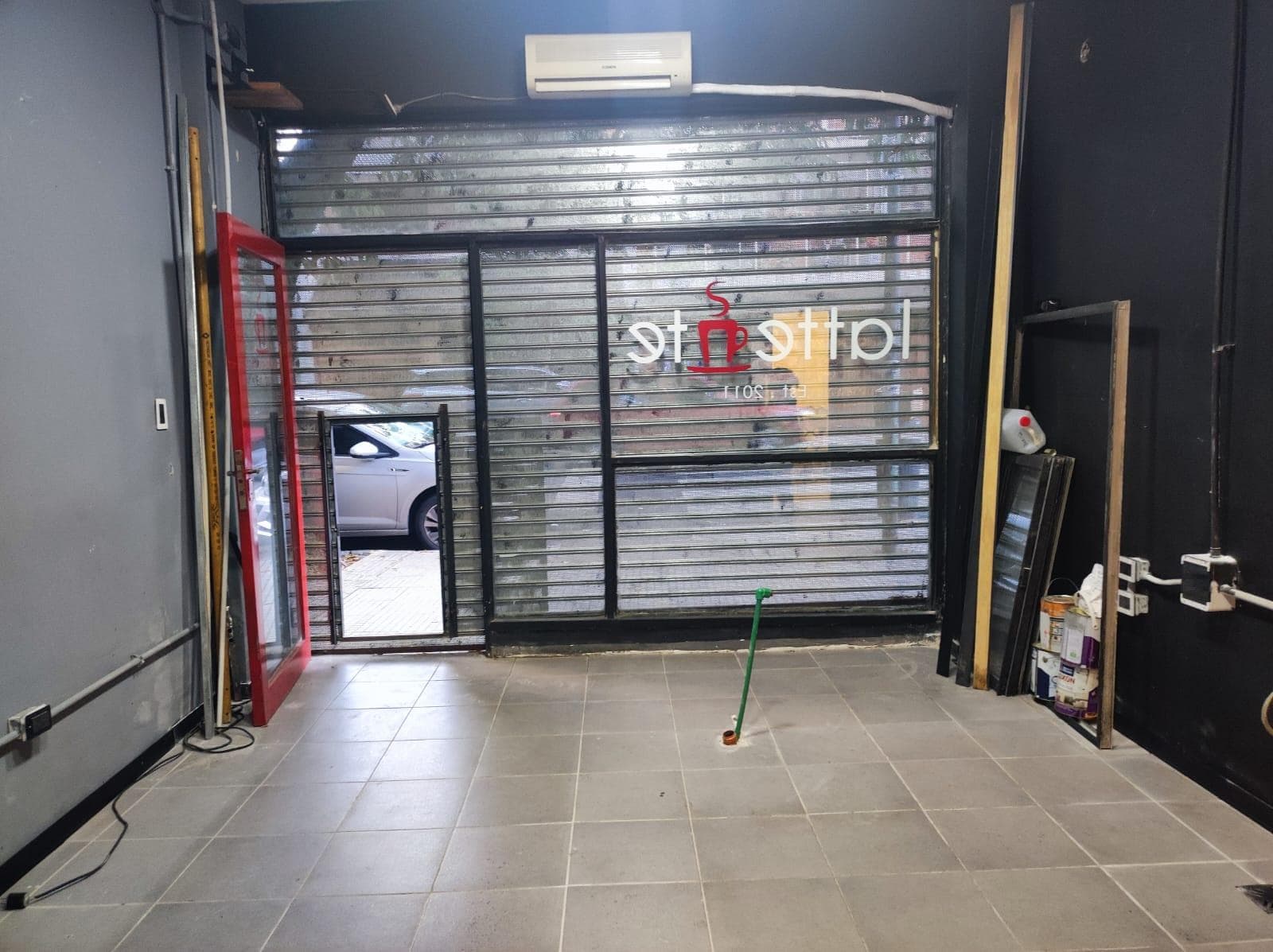 Local en alquiler en Barrio Norte. Soler y casi esquina Vidt - 1