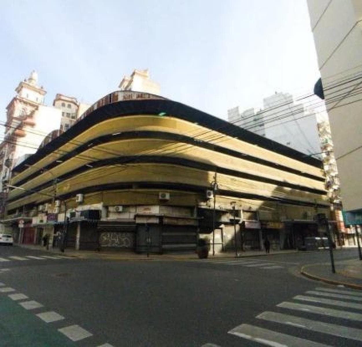 Cochera en venta - 12mts2 - Once - 1