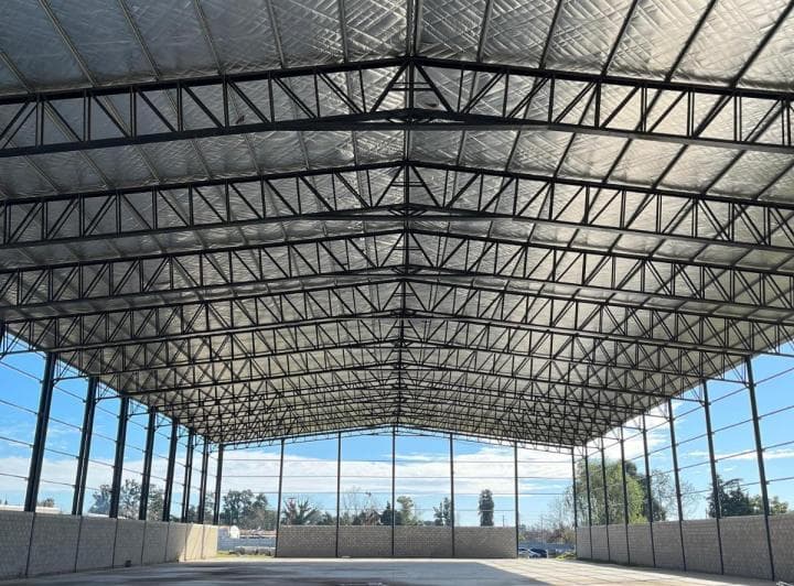 Nave Industrial en alquiler en Garin - 1