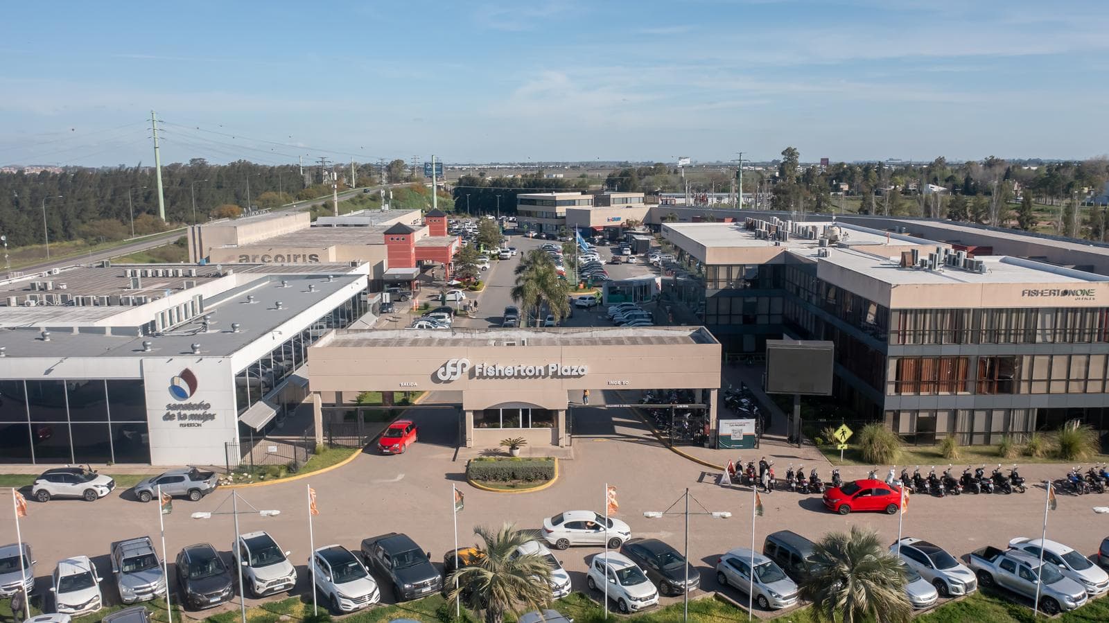 VENTA DE OFICINA EN FISHERTON PLAZA - 1