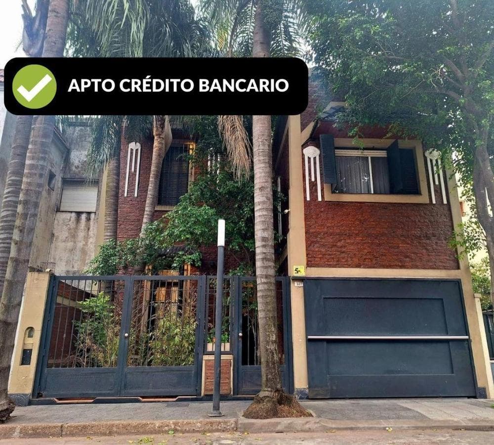 Casa en lote propio - Liniers - 1