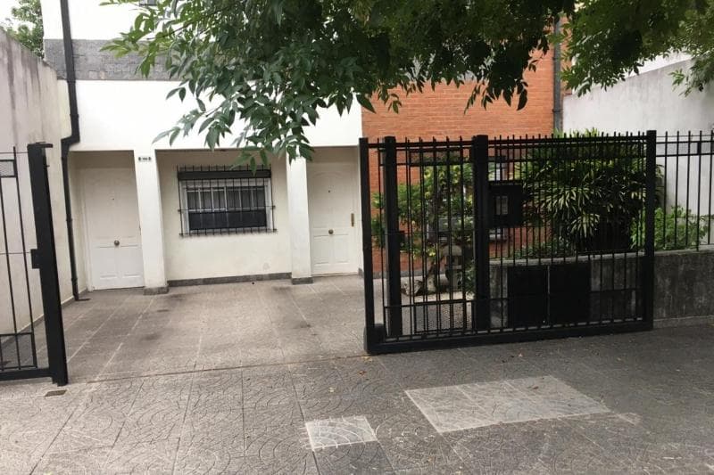 CASA PARA 2 FAMILIAS - 1