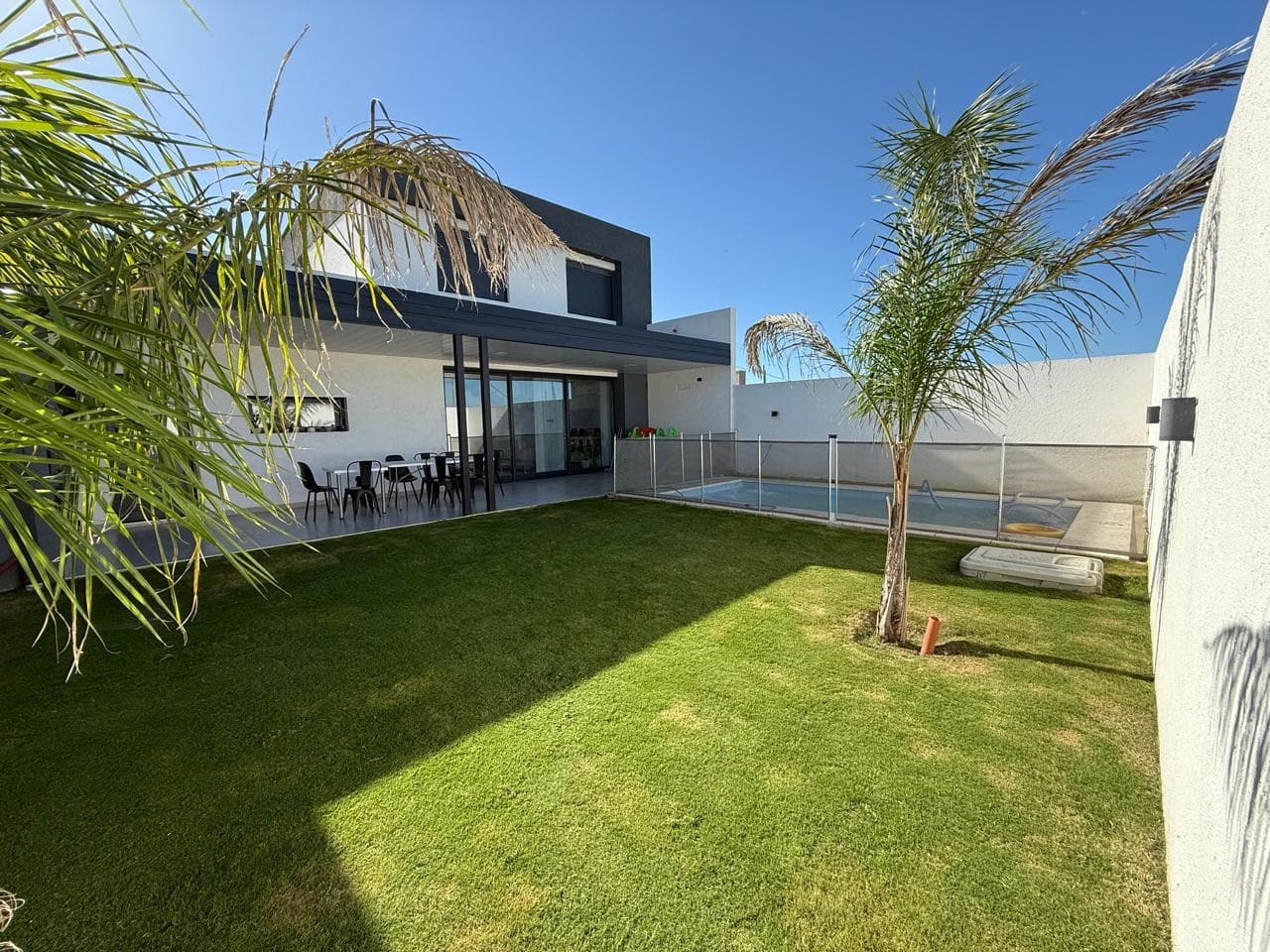 Manantiales 2, 4dor. 3b. cochx2. rec/permuta - 1