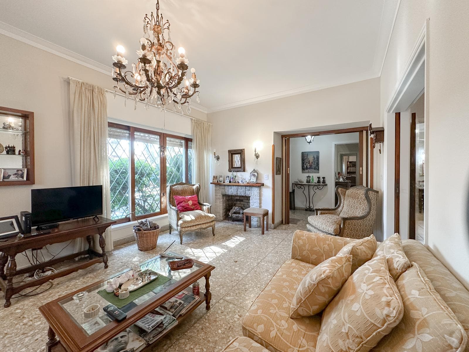 Venta Casa 6 Ambientes 5 Dormitorios 330M2 en Martinez San Isidro - 1