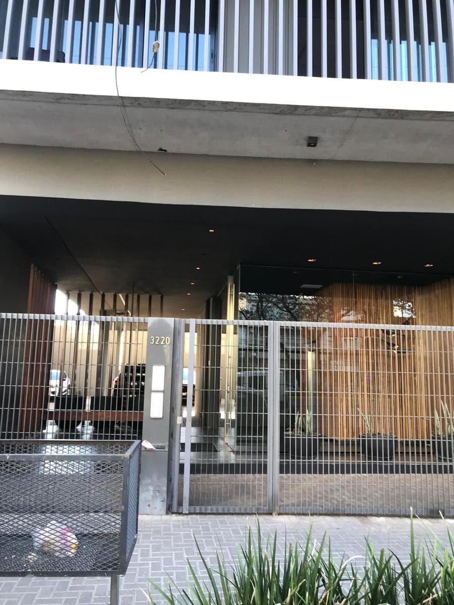 Cochera en Olivos - 1