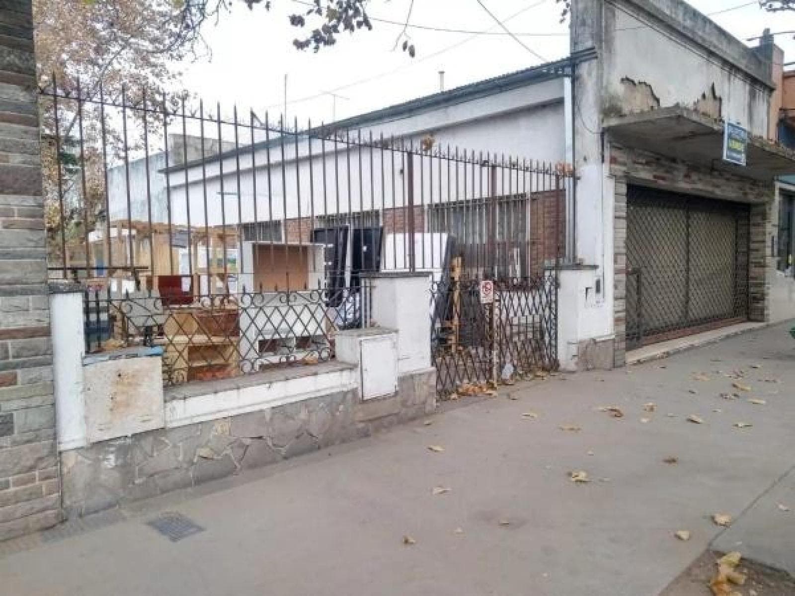 Terreno en venta - Local - 2.262Mts2 - Tristán Suárez - 1