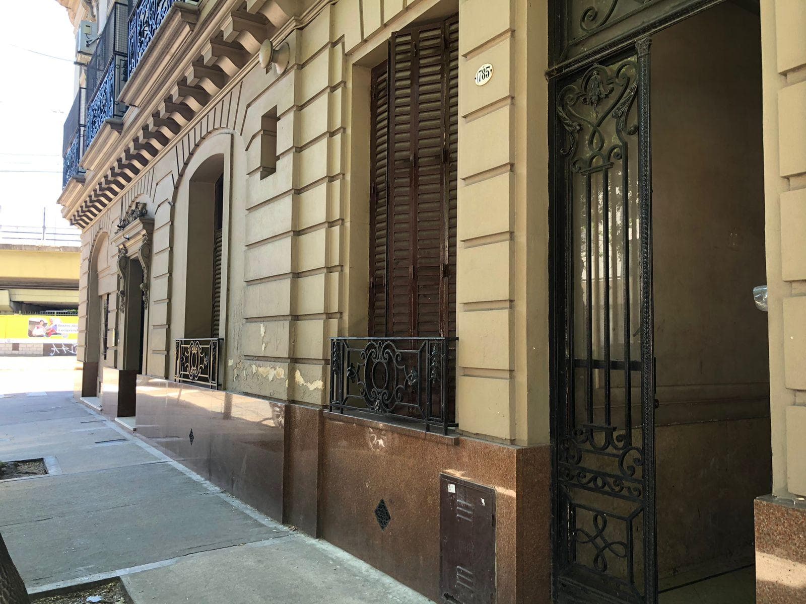 PH 4 ambientes en Barracas con patio a metros de Montes de Oca - 1