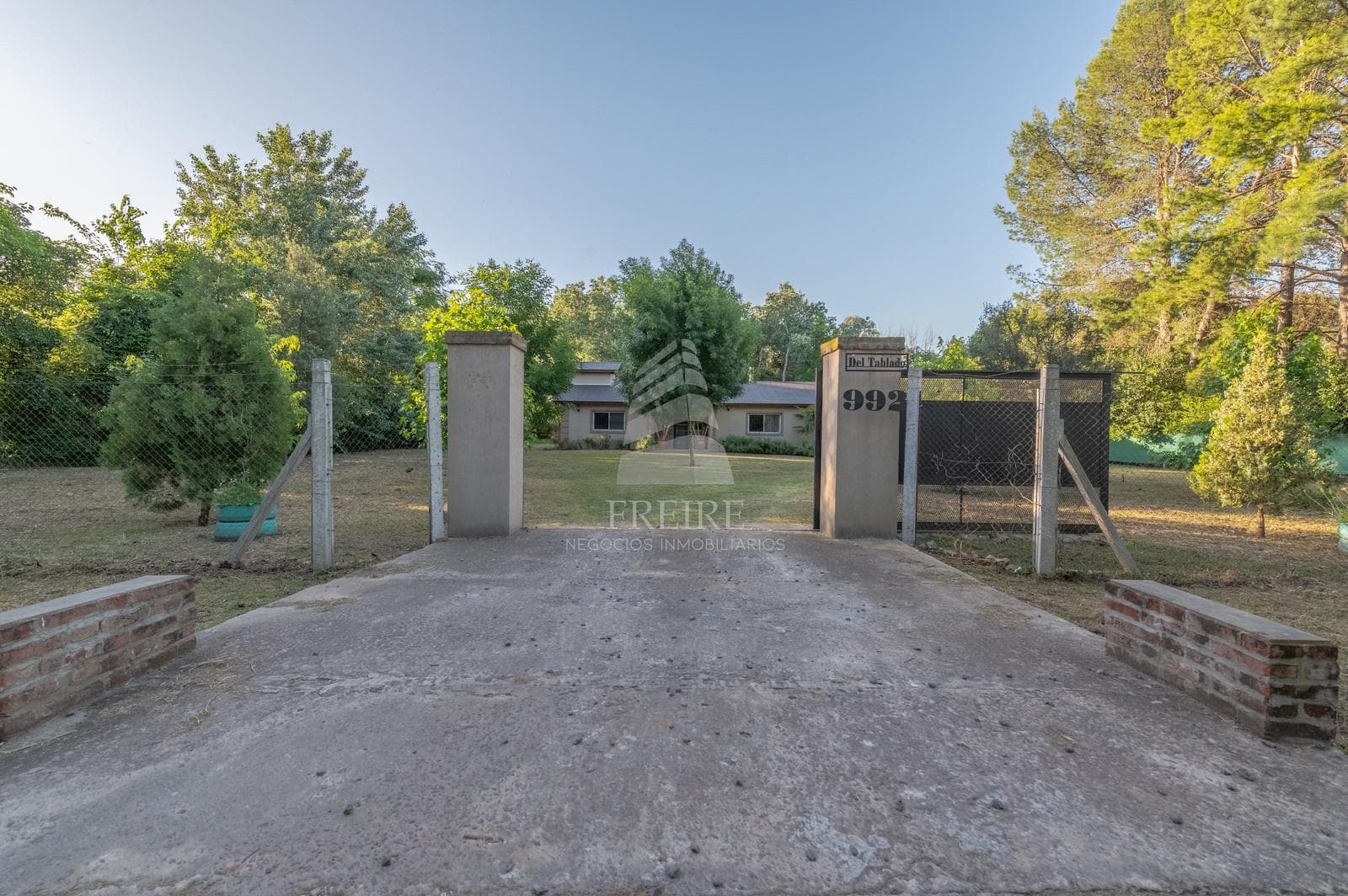 VENTA Casa Quinta Cuatro Ambientes, Barrio Amancay, Fátima Pilar - 2