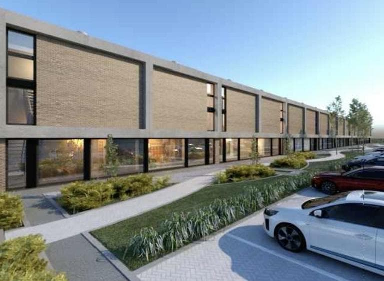 Local comercial con deposito para usos mixtos en Fisherton - 1