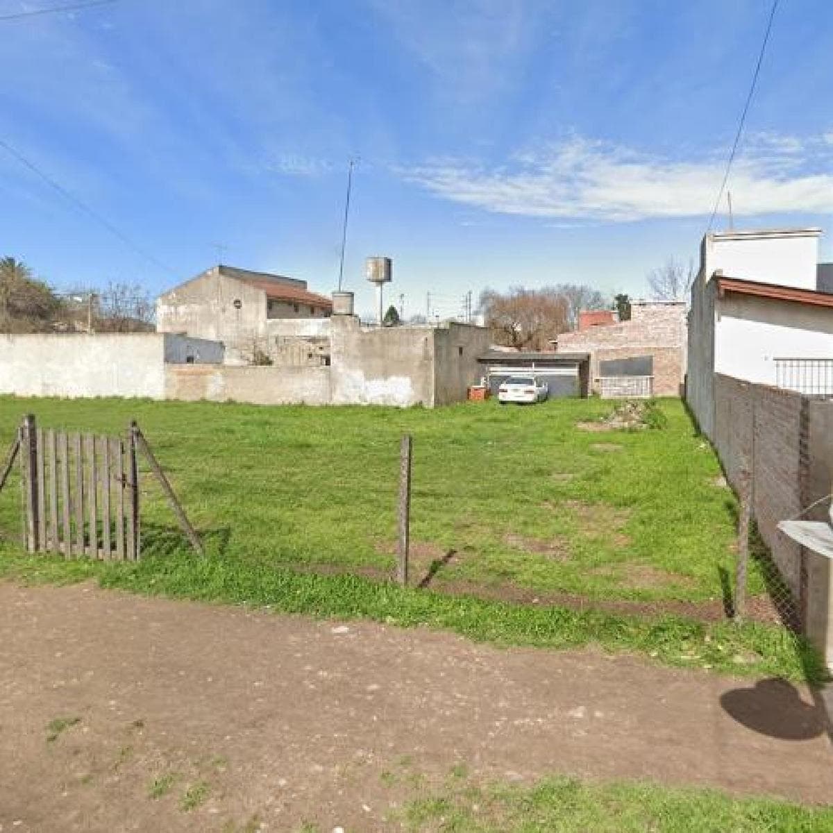 Terreno en venta - 300Mts2 - Tristán Suárez - 1