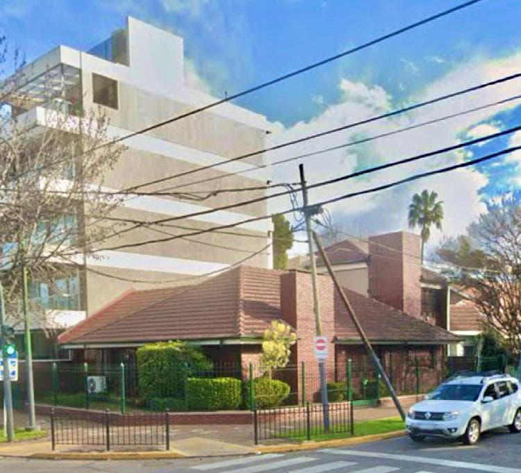 Casa en EXCELENTE UBICACION - 1