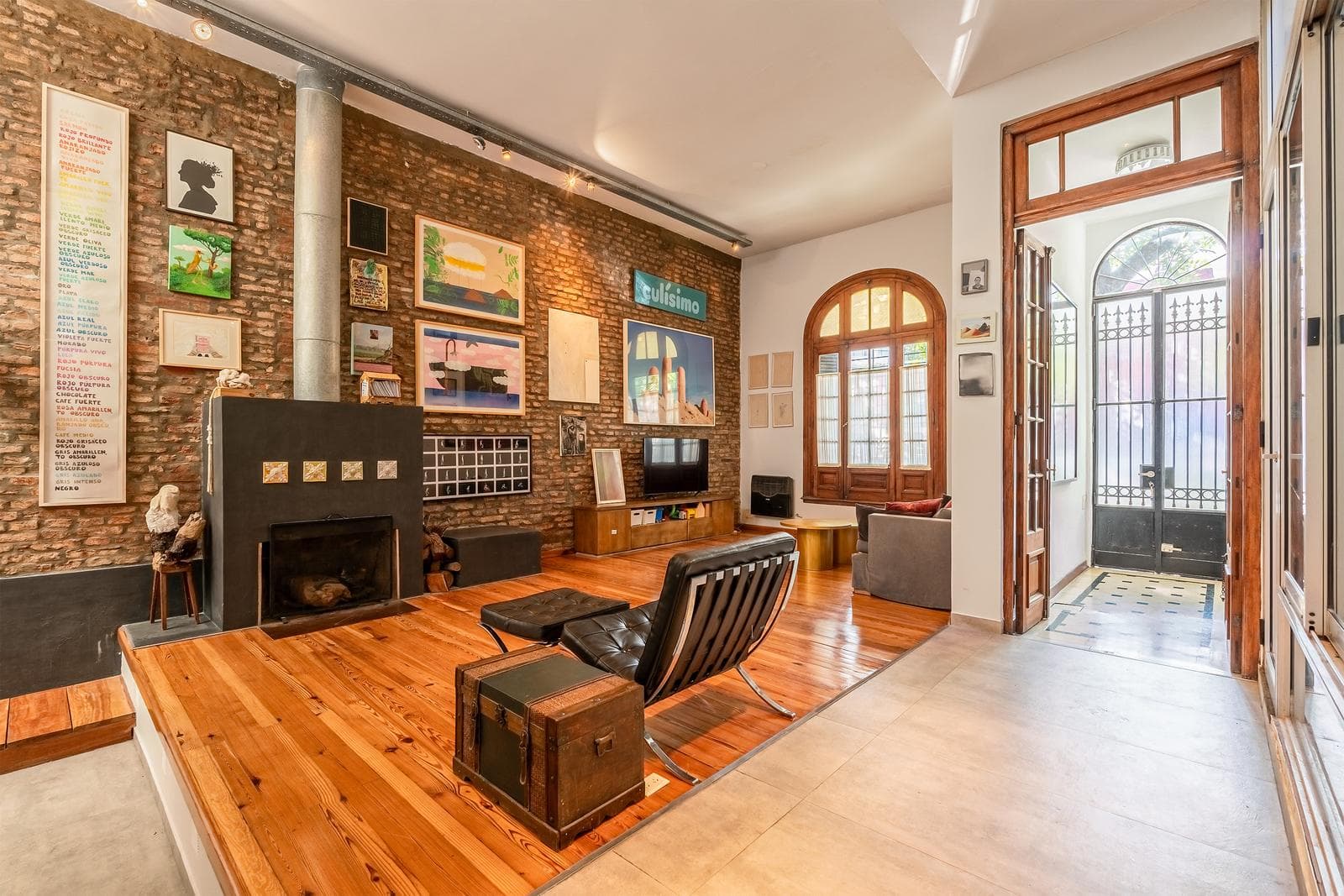 EXCELENTE CASA - VENTA - 5 AMBIENTES - SUITE - TERRAZA - PATIO - PARRILLA - COLEGIALES - 1