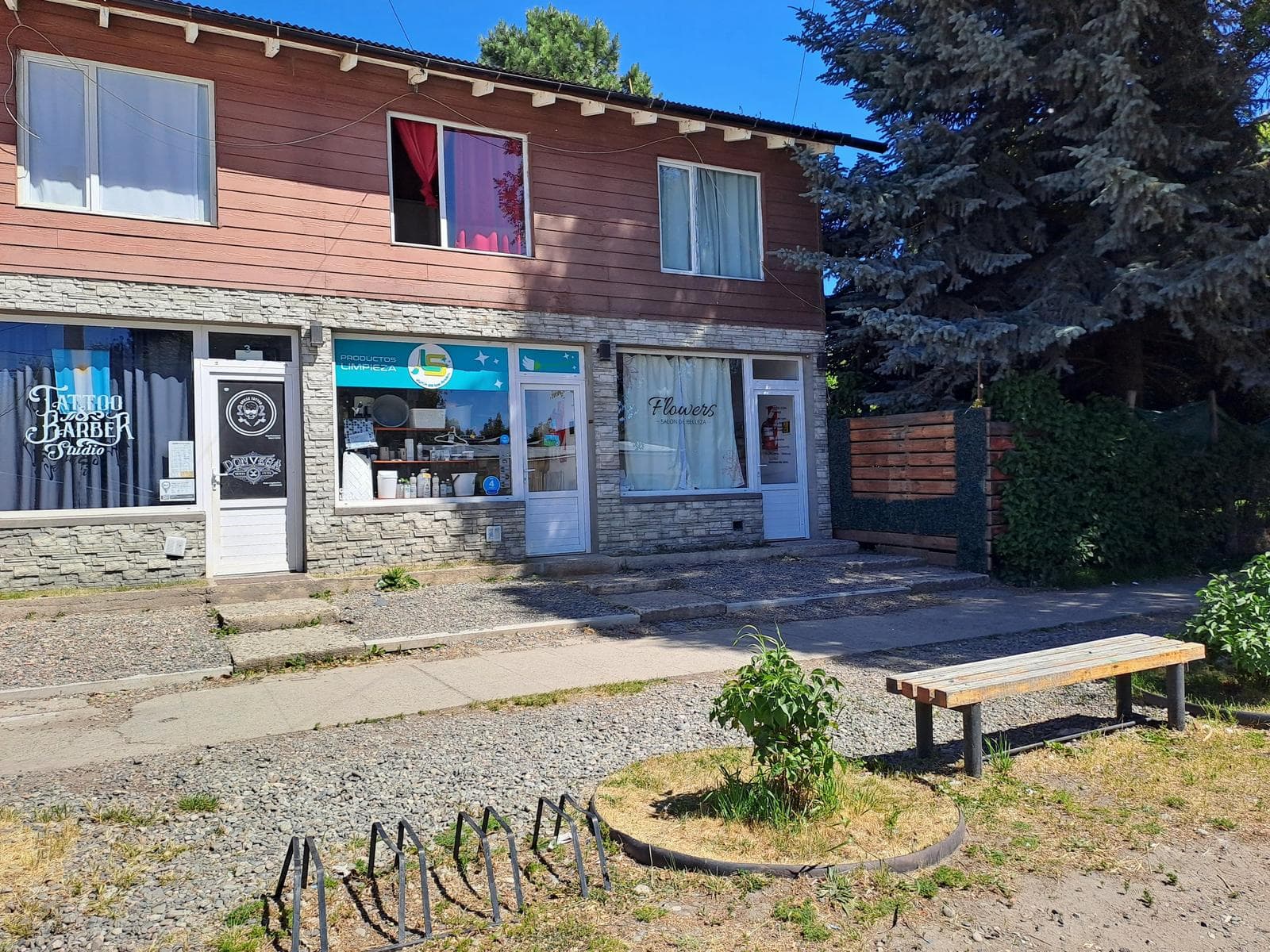 Local en Junin De Los Andes - 1