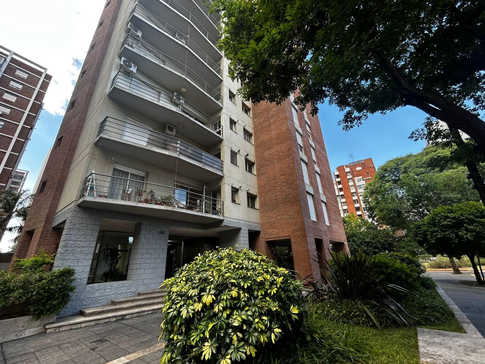 Cochera en Martinez - 1