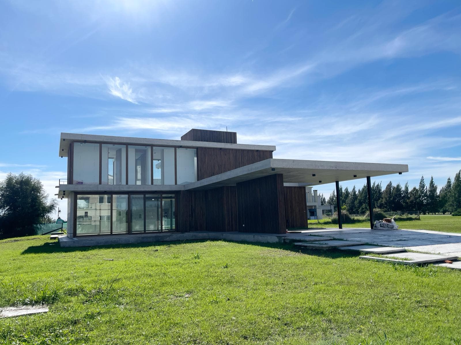 Espectacular casa en La Providencia - 1