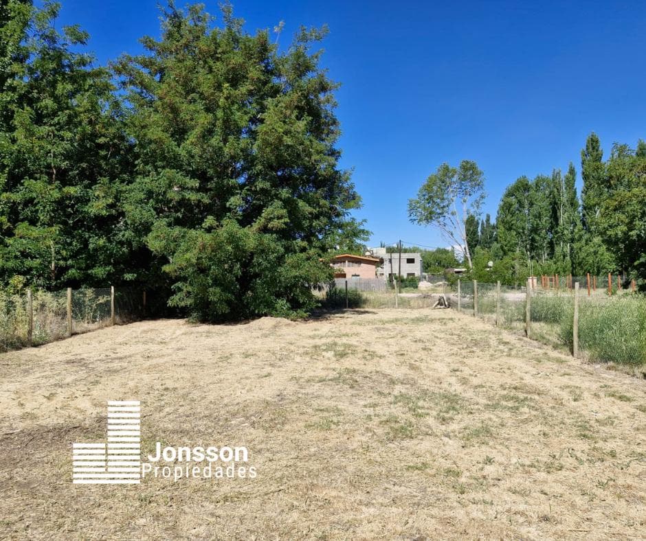 Terreno en Neuquén sobre calle Maquinchao - 1