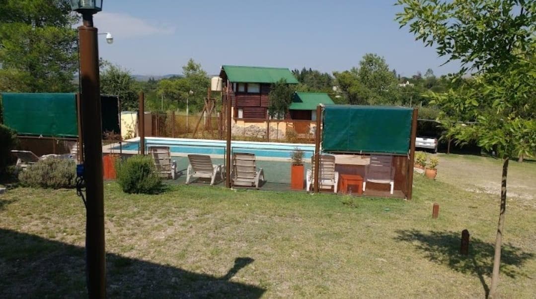 Tranquila Cabaña relax 5 personas: WIFI, parrillero y piscina - Villa Giardino - Barrio Villa Gloria - 1