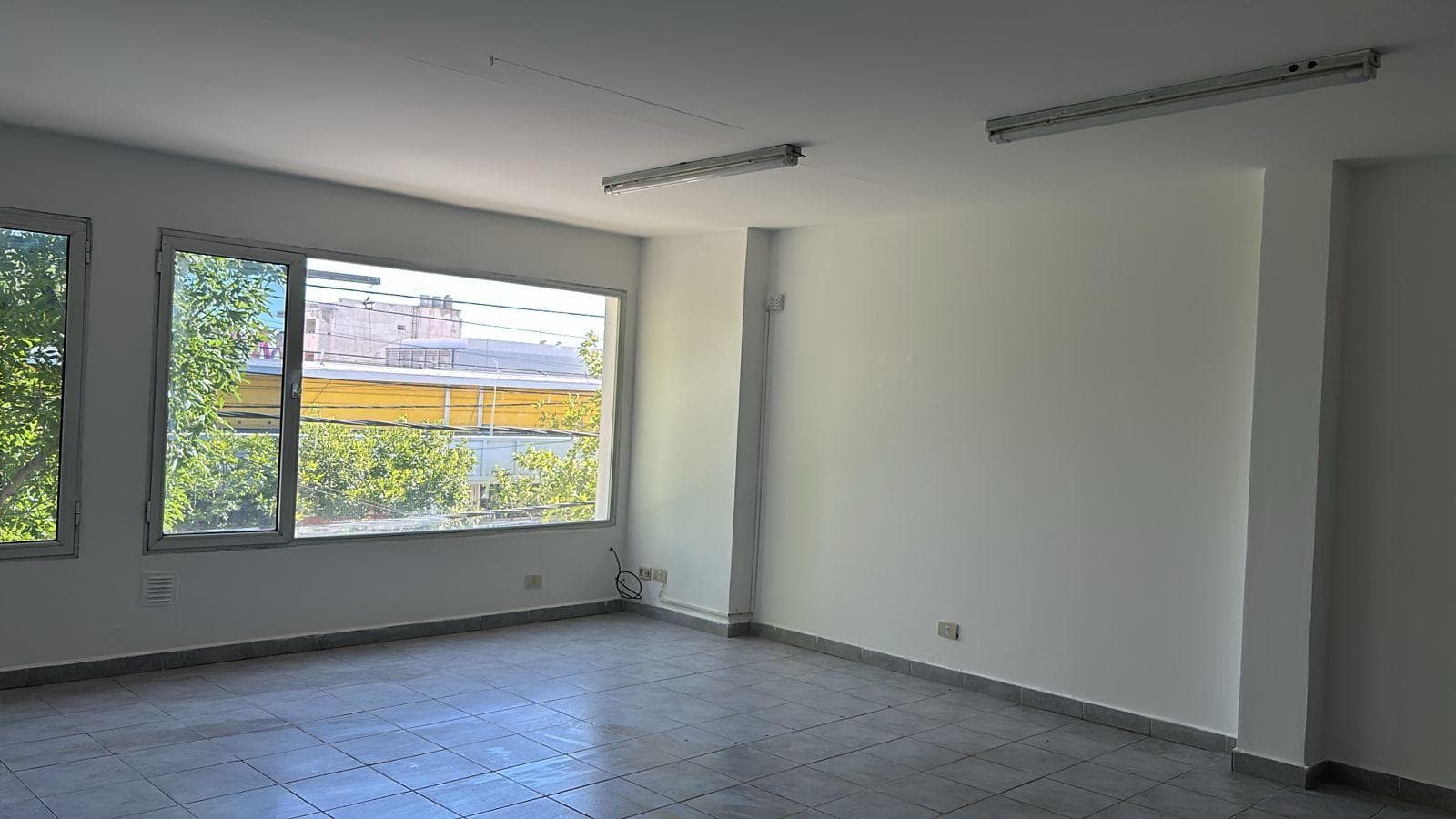 Oficina en alquiler - 1