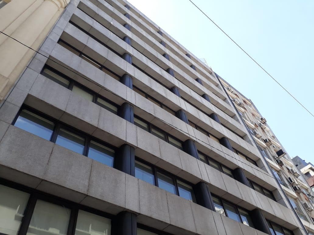 Alquiler Oficinas con terraza y SUM EN Retiro - 1