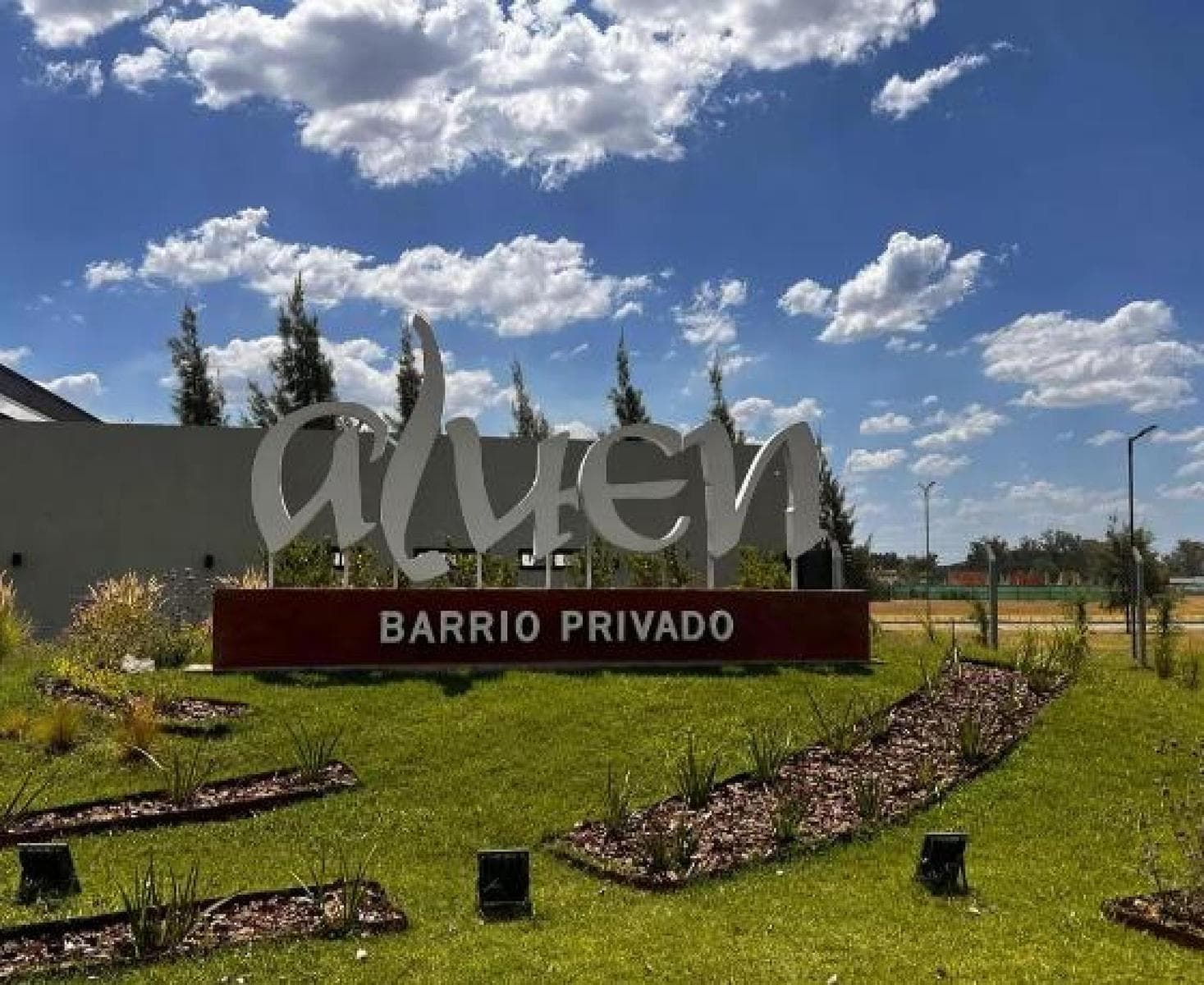 Terreno en venta - 900Mts2 - Aluen, Tristán Suarez, Ezeiza - 1