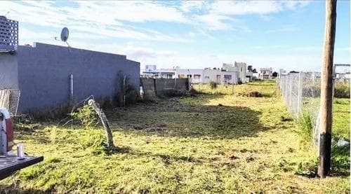 Terreno en venta - 239Mts2 - Arana, La Plata - 1