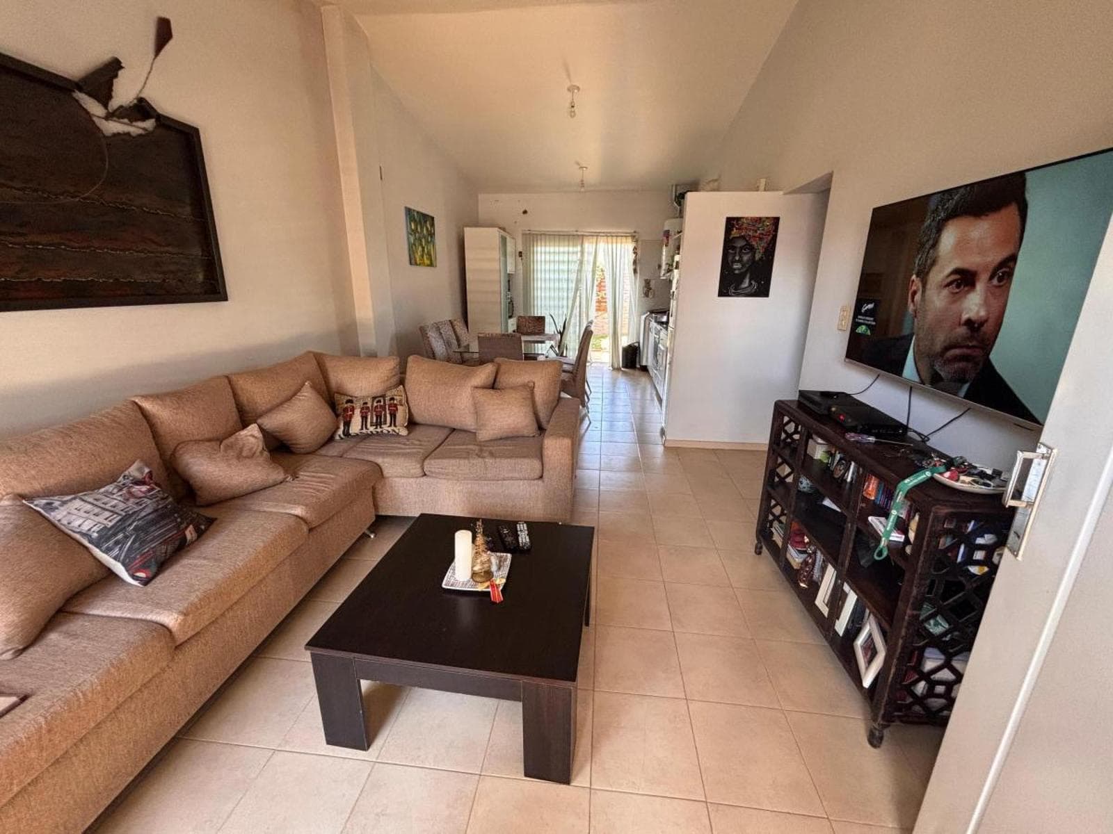 Casa en venta - 2 Dormitorios 1 Baño - Cochera - 185Mts2 - Malargue - 1