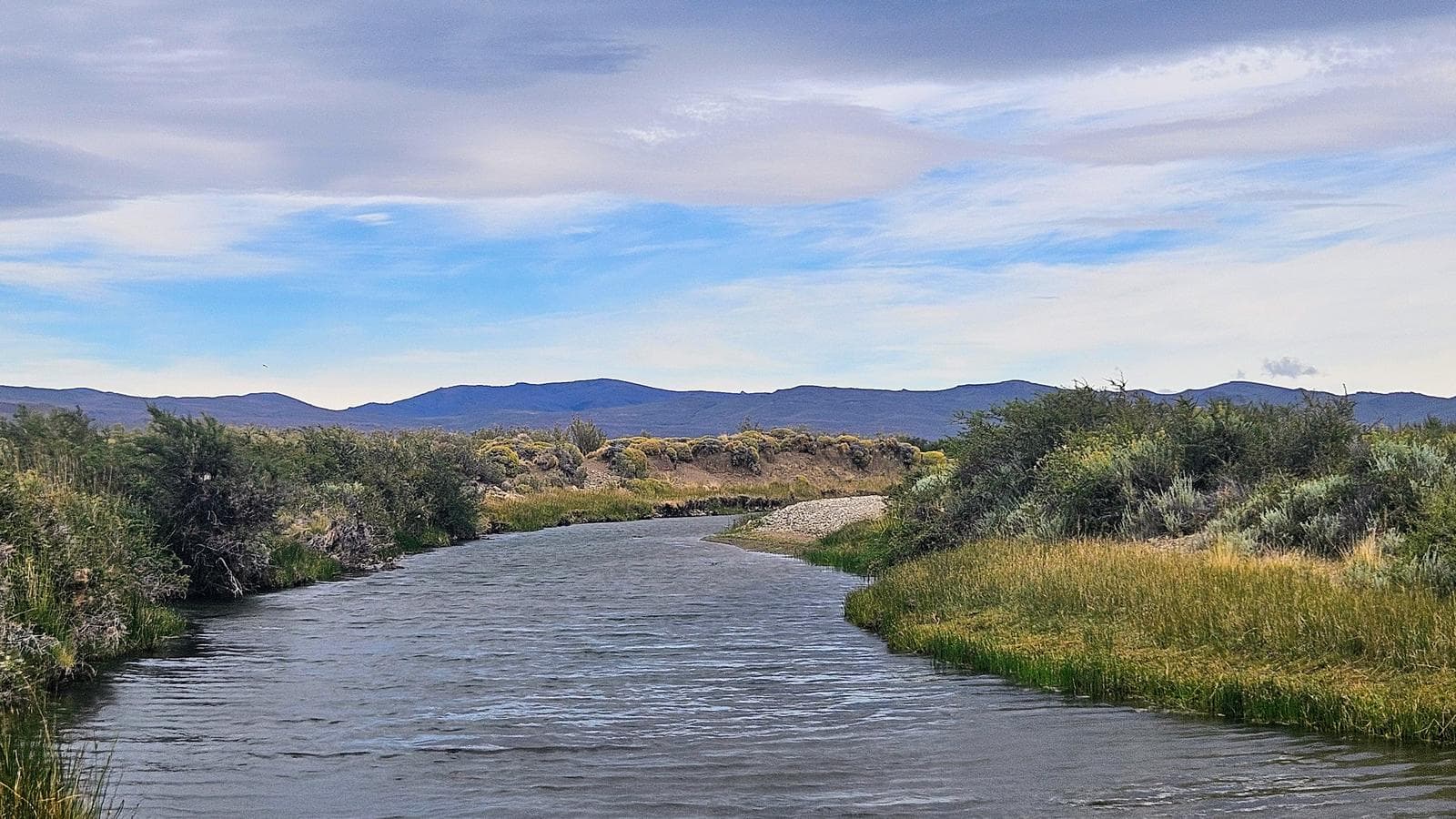 Excelente campo productivo en Precordillera de Chubut - 1