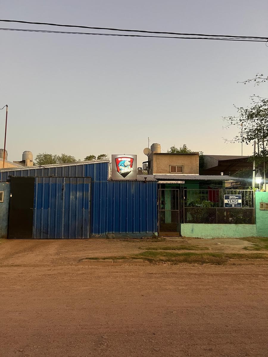 Casa en Venta de 3 habitaciones, en Bandera sobre calle 24 de Septiembre - 1