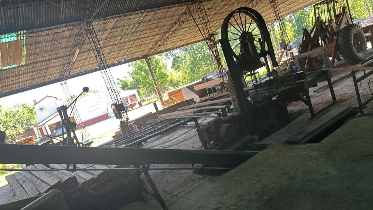 Alquiler de aserradero muy bien ubicado.- - 1