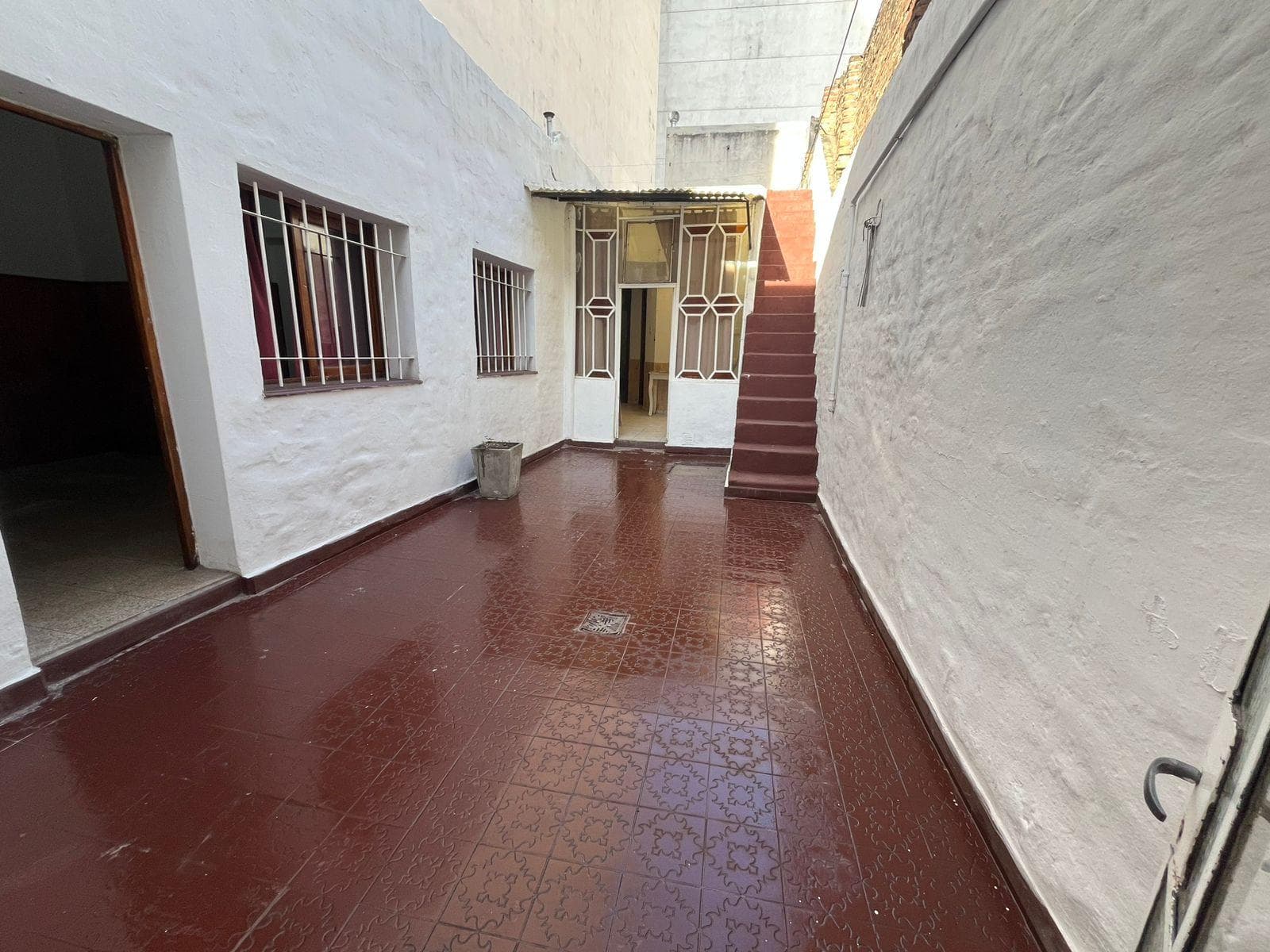 !!Alq PH tipo casa de 4 dorm. a 2 cuadr. Nva Cba!! - 1