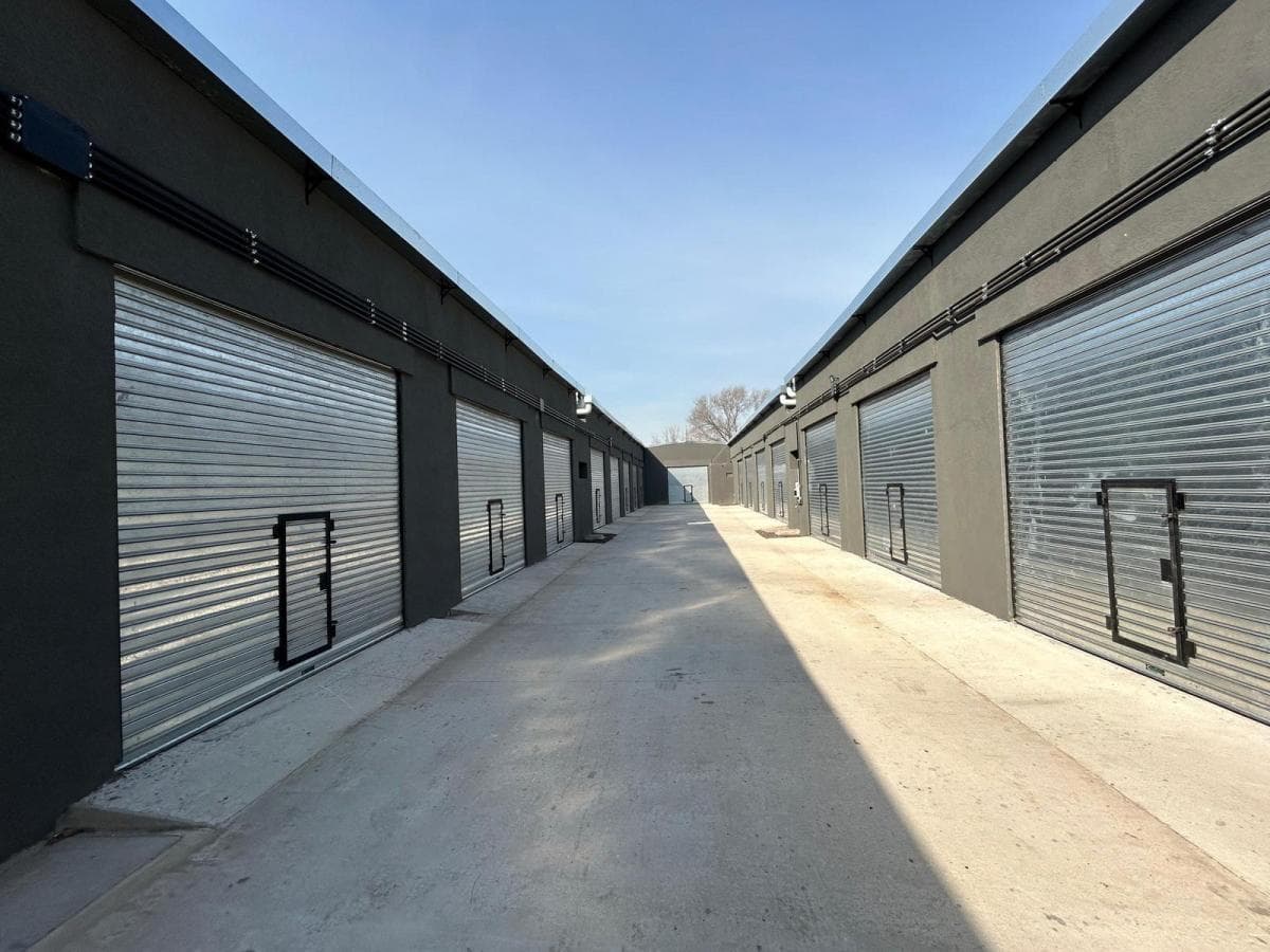 Alquiler de Galpón de 40 m2 en Fisherton - 1