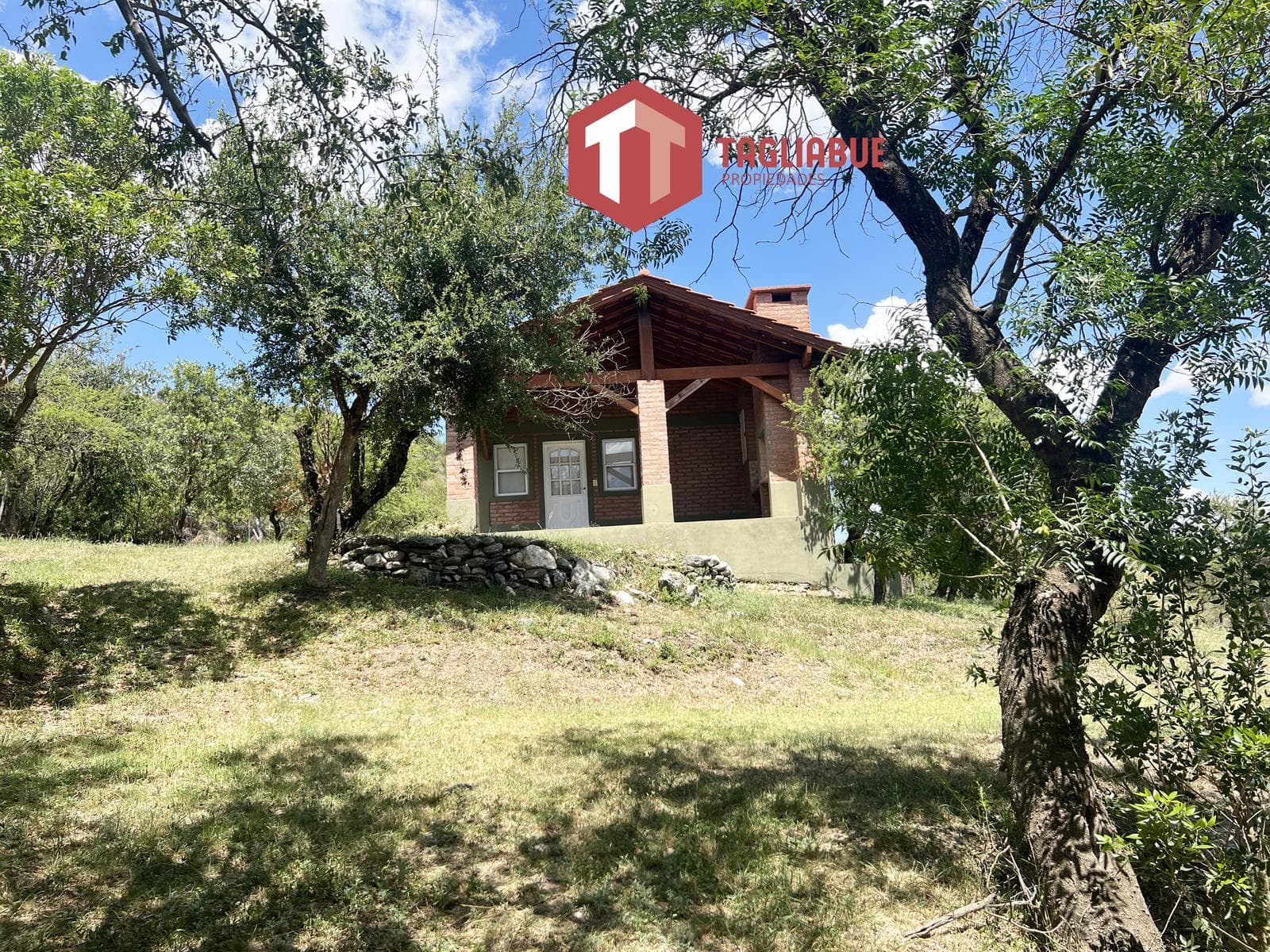 Cabañas en Parque Calaguala, Cerro de Oro - 1