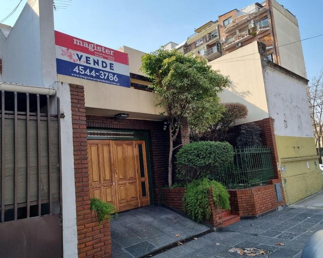 Terreno de 8.32 x 25. USAA. Argerich al 1400. Villa Santa Rita. - 1