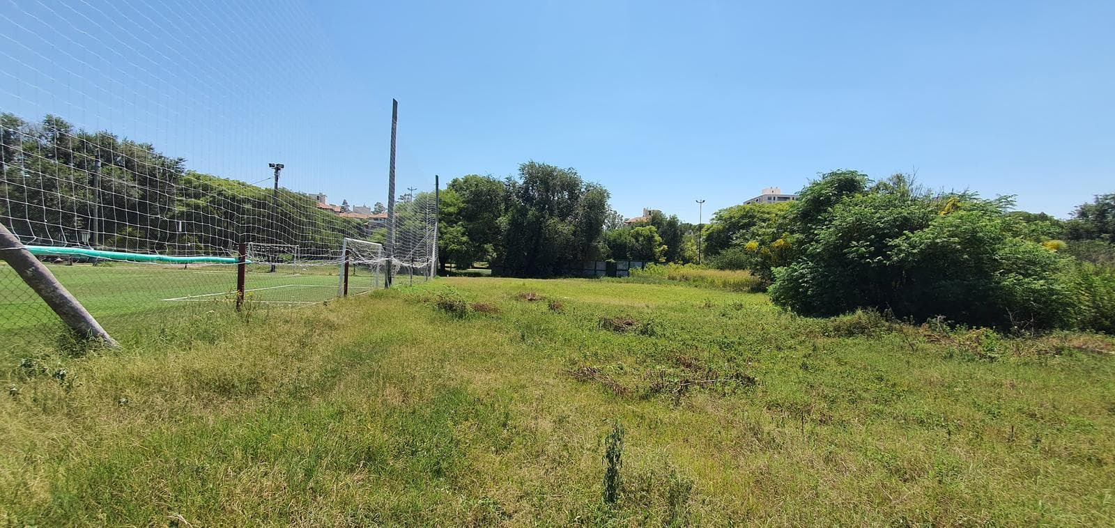 Alquilo Terreno en Costanera altura Puente Zipoli y Sagrada Familia - 2