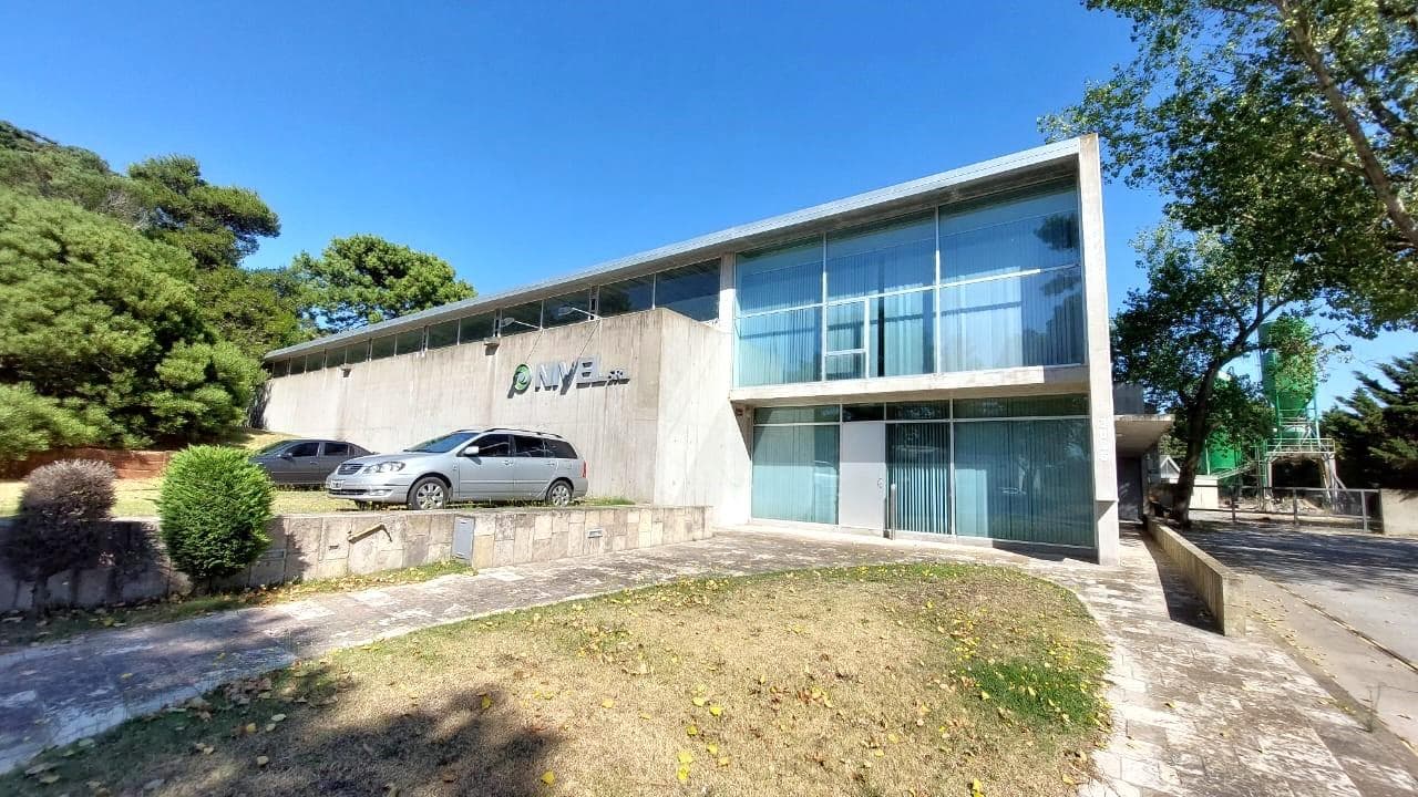 Galpón - Oficinas - Terreno - Villa Gesell - - 1