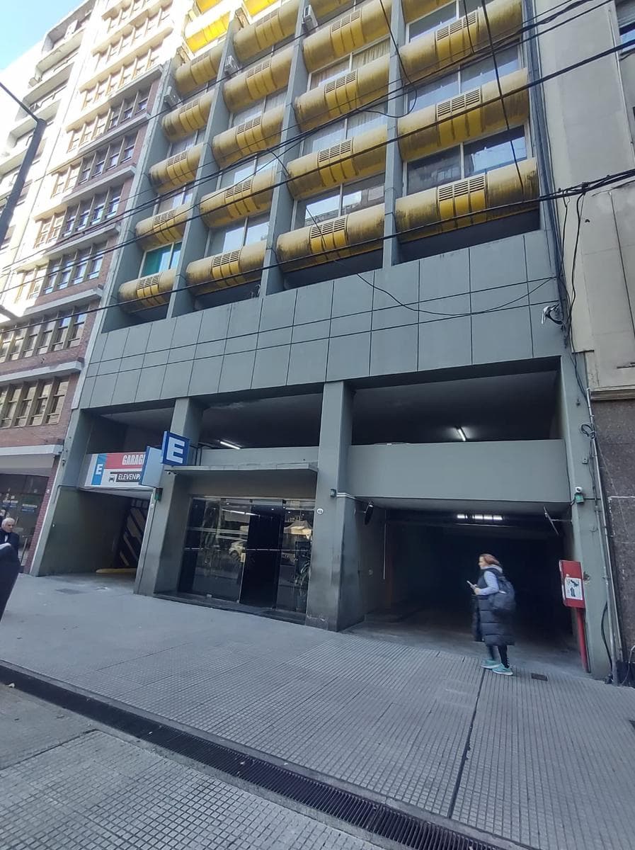 muy buena oficina con cochera zona tribunles - 1
