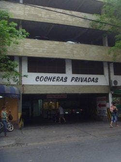 Cochera en Alquiler - 1