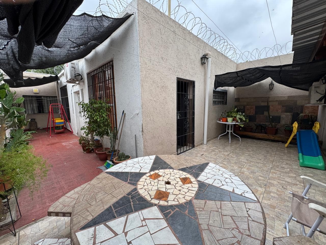 Venta casa 3 habitaciones en B° San Vicente - 1