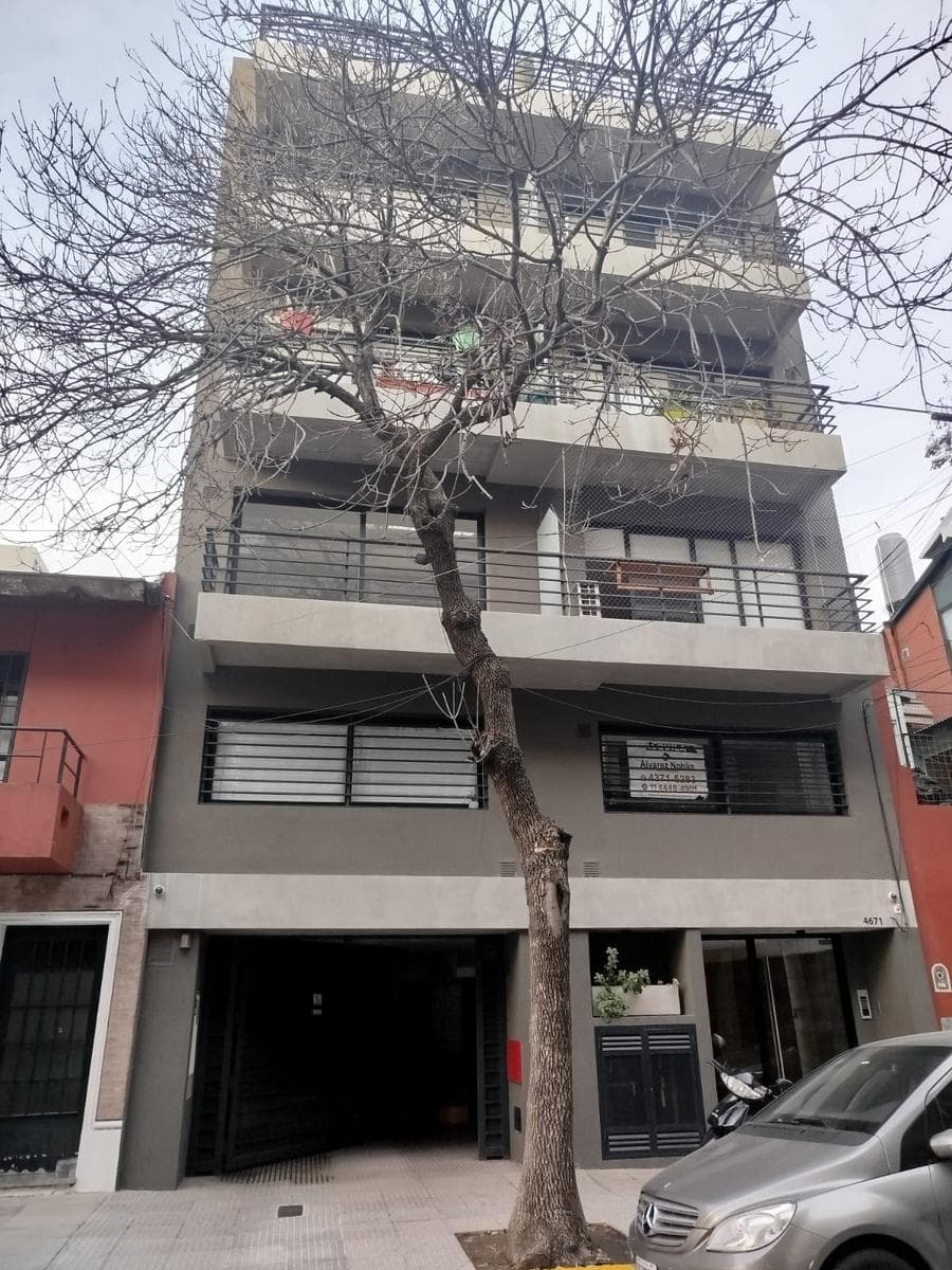 Cochera en venta en excelente zona de saavedra - 1