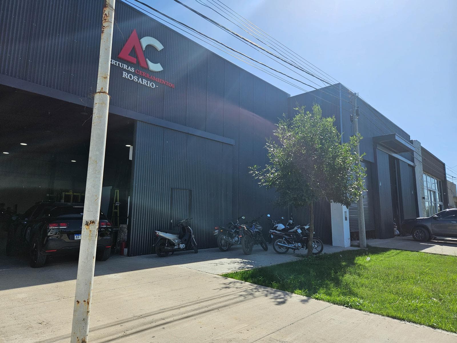 VENTA - GALPON IDEAL LOGISTICA O DEPOSITO - Av. BELGRANO - PEREZ - 1