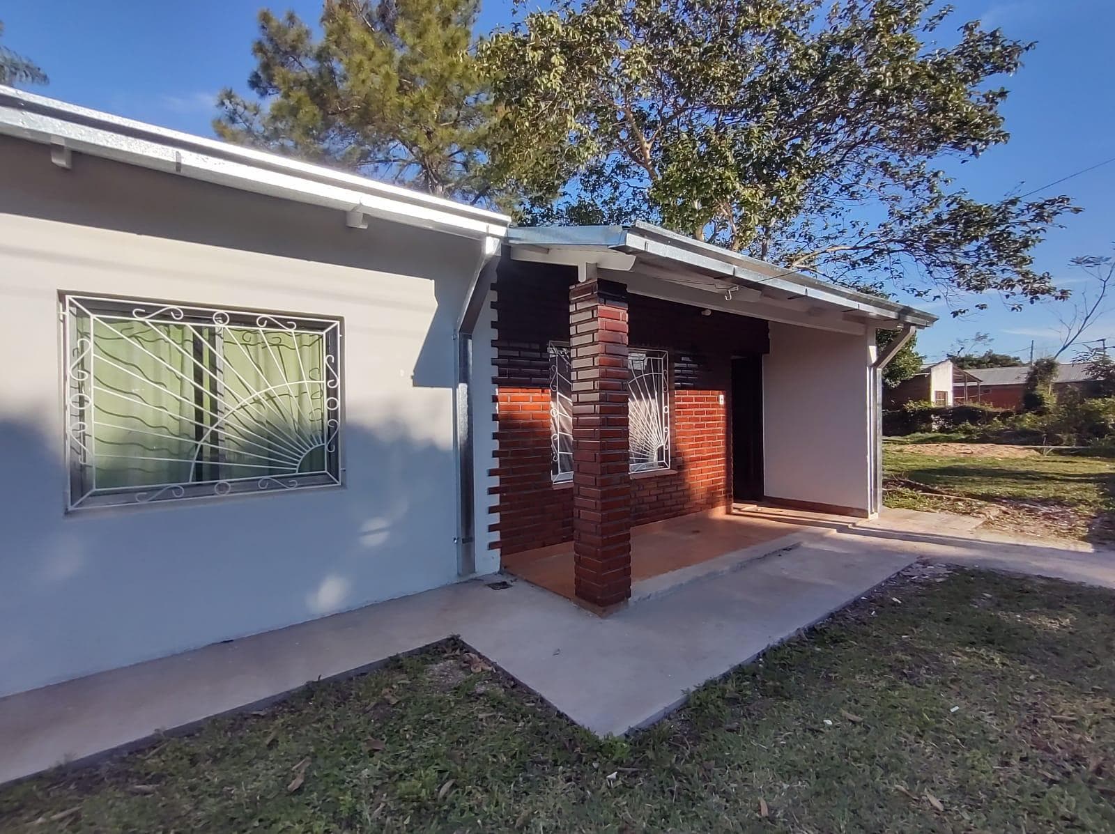 OFERTA! Casa en Venta de 3 Dormitorios, gran Terreno en Garupa Misiones. Apto Crédito!!! - 1