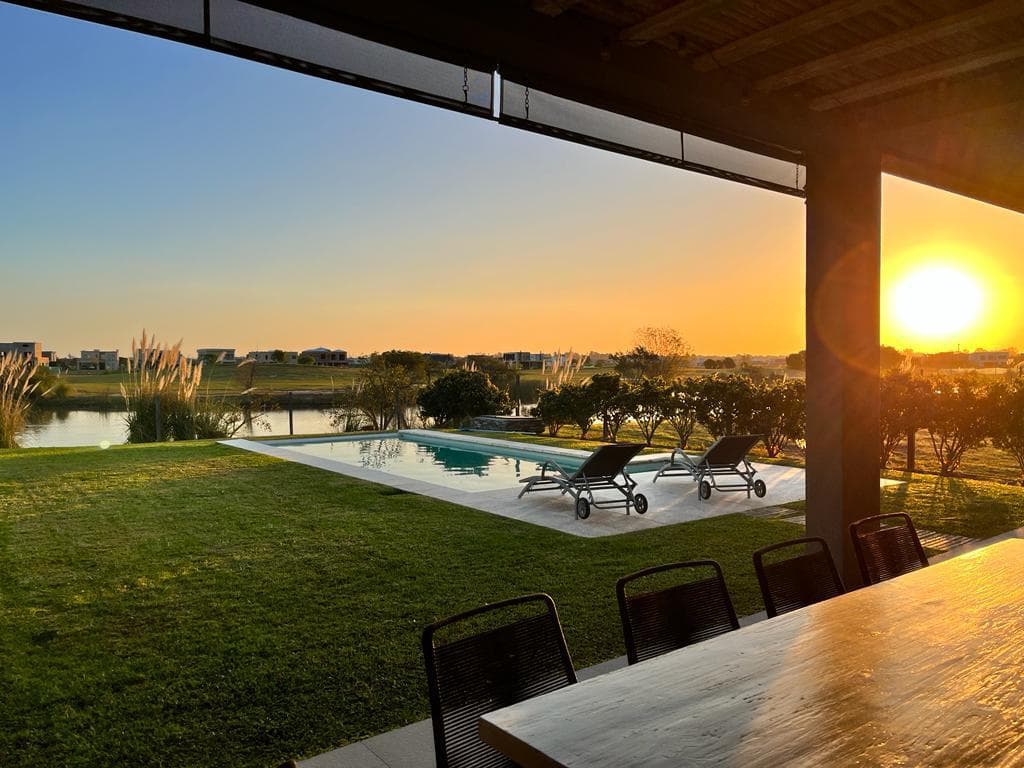 CASA, ALQUILER TEMPORAL, EL CANTON, BARRIO GOLF, LOTE AL 100, 6 AMBIENTES - 1