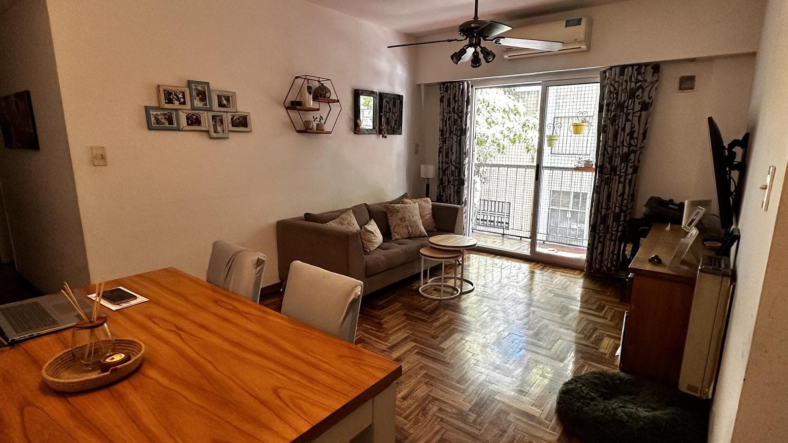 Departamento con balcon en Floresta - 1