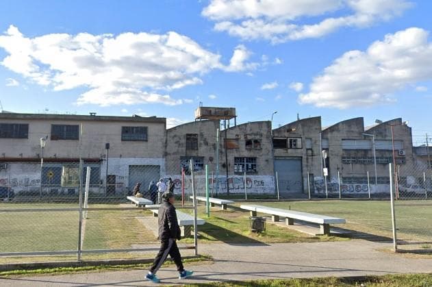 Venta de Galpón 2000M² en Mataderos S/Lote de 52x26Mts. Exc. Ubicación - 1